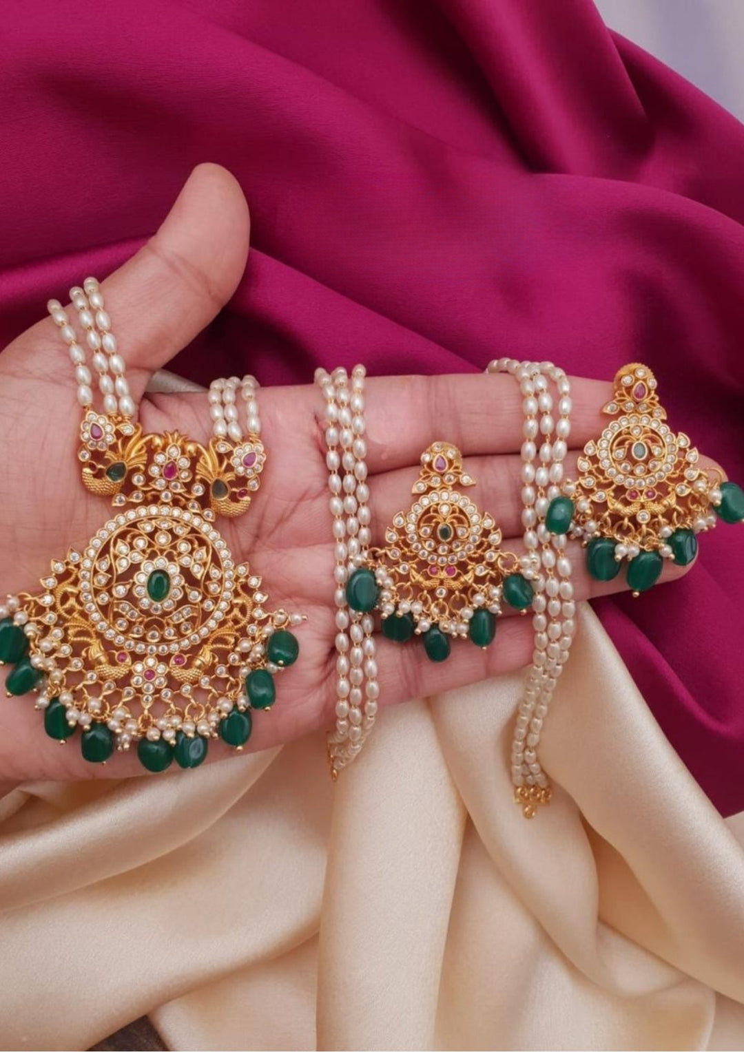 Kundan necklace with Earrings g 101350
