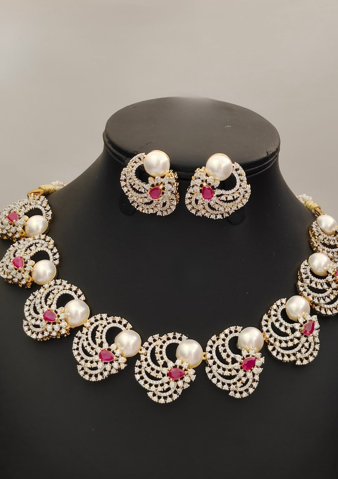 Pure Zirconian Diamond Necklace with Earrings s250012
