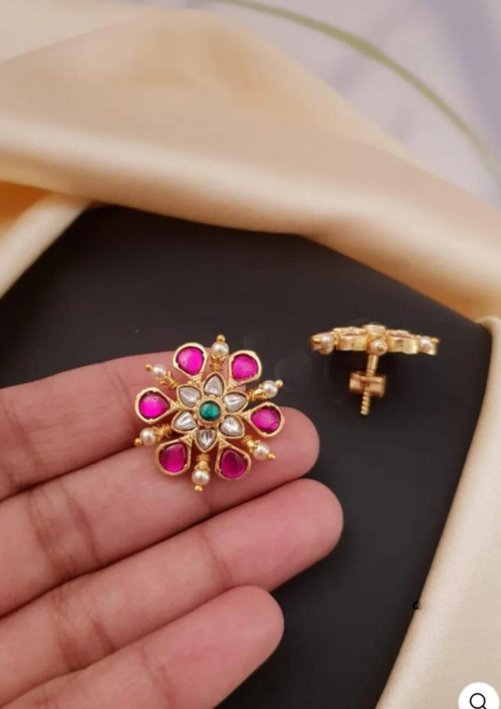 Kundan Screwback Studs g 10850