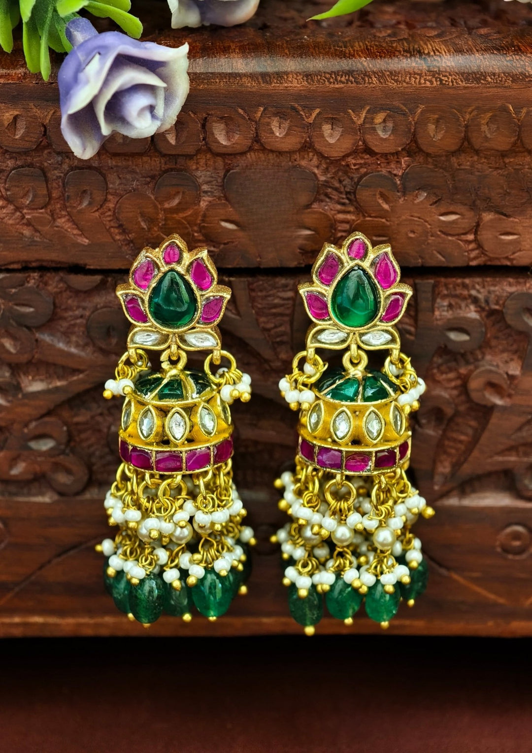 Kundan Jhumkas s260022