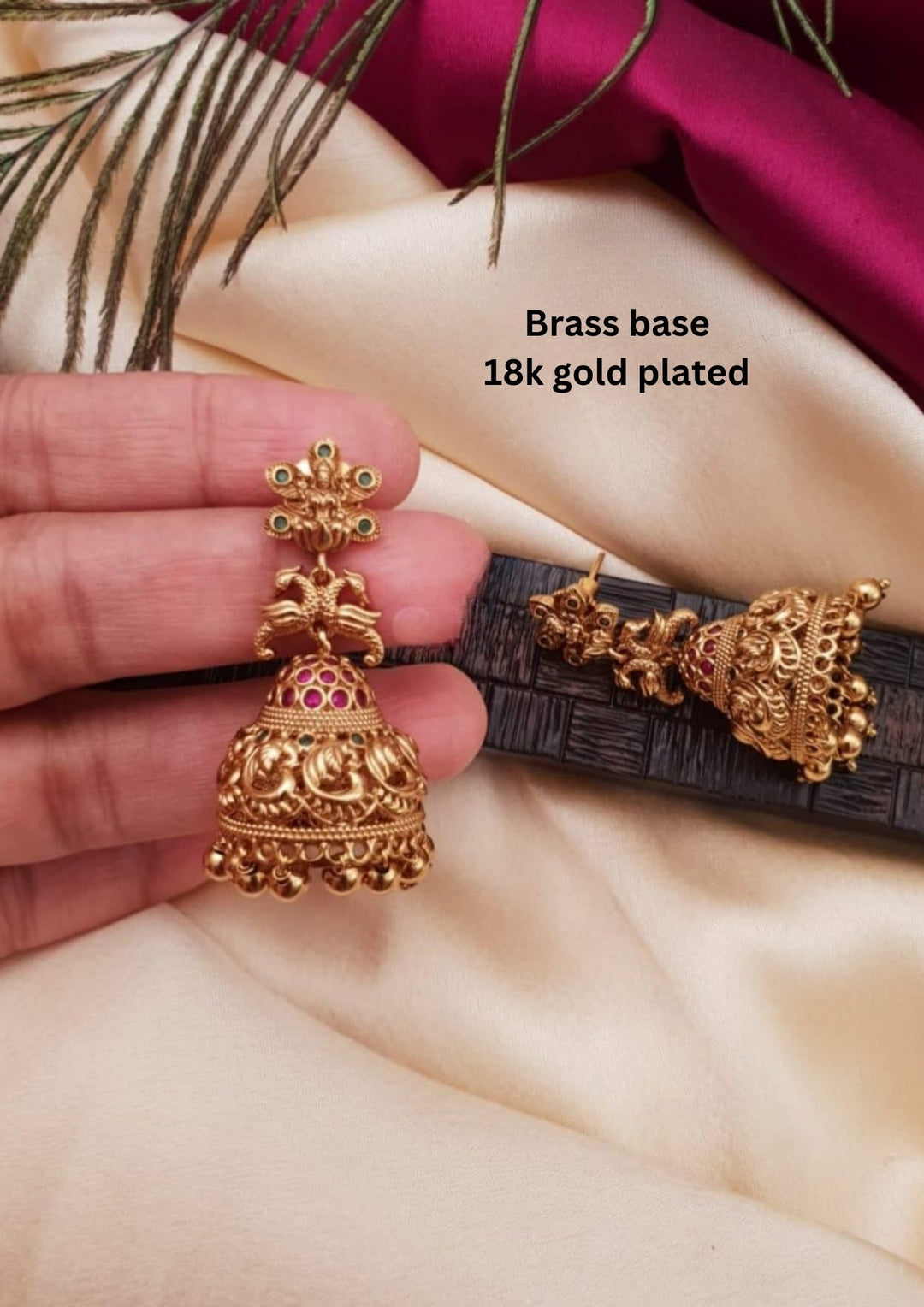 Kundan Jhumkas g10500