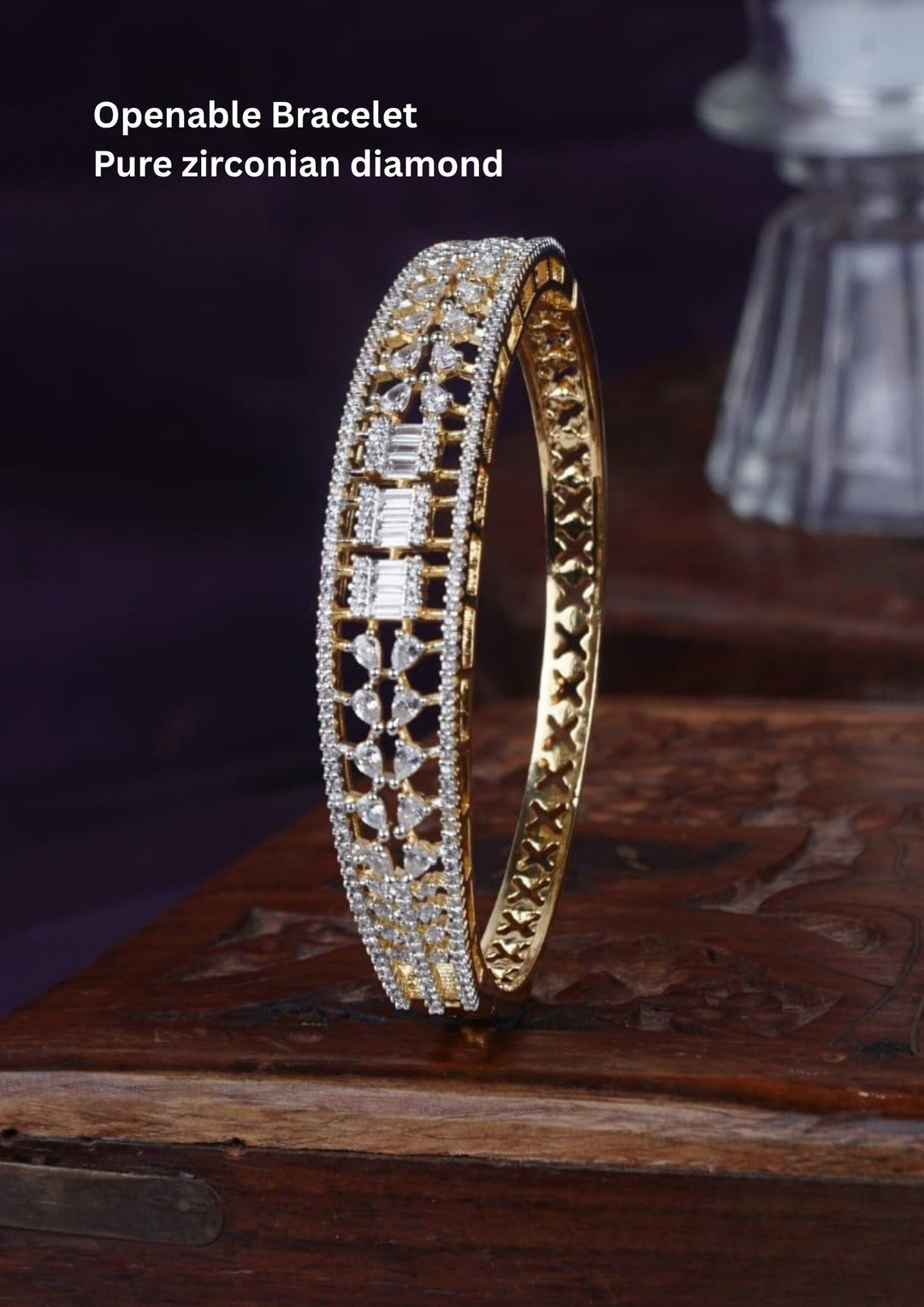 Pure Zirconian Diamond Openable Bracelet c105520