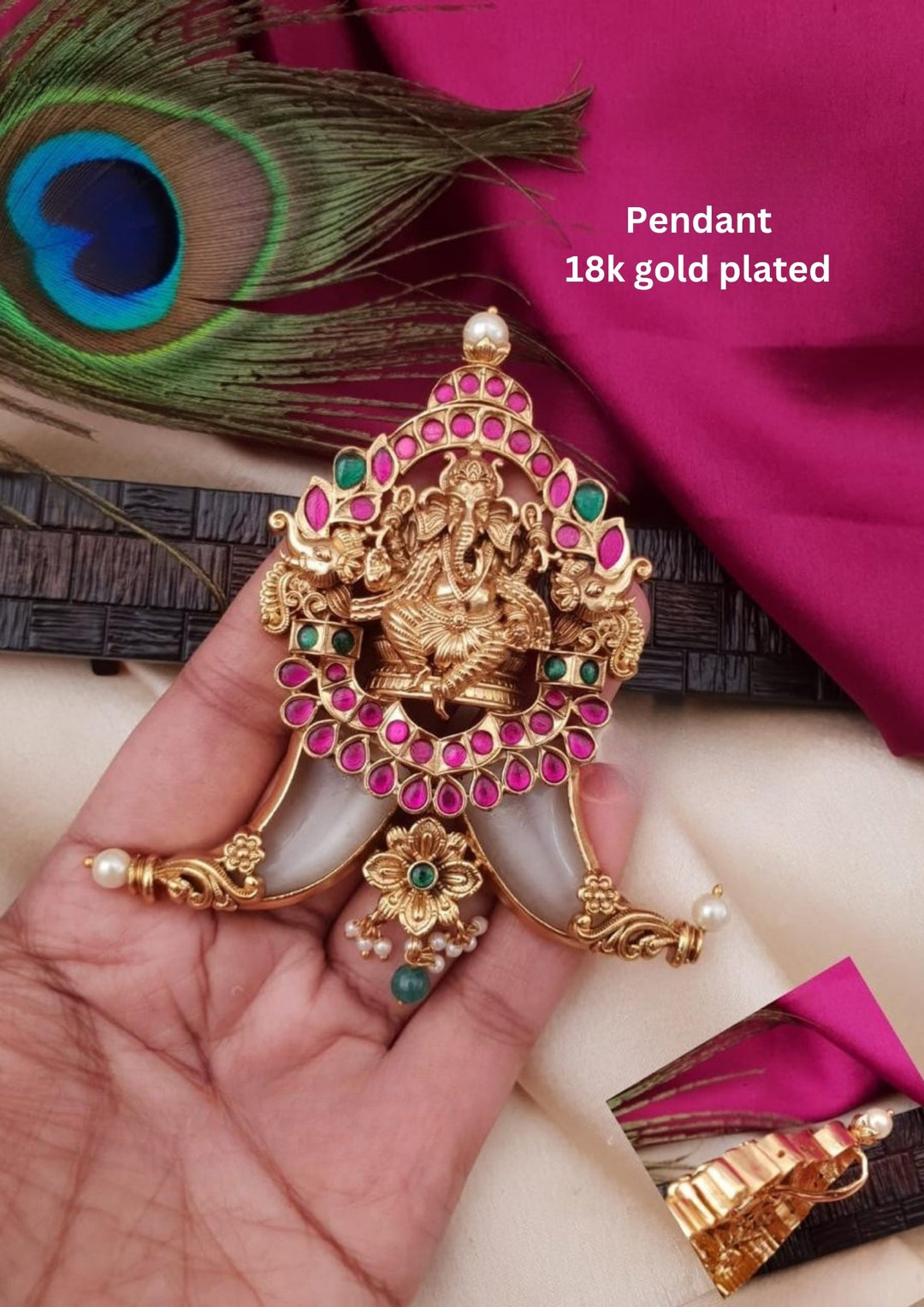 Jadau Kundan Temple Pendant g102380