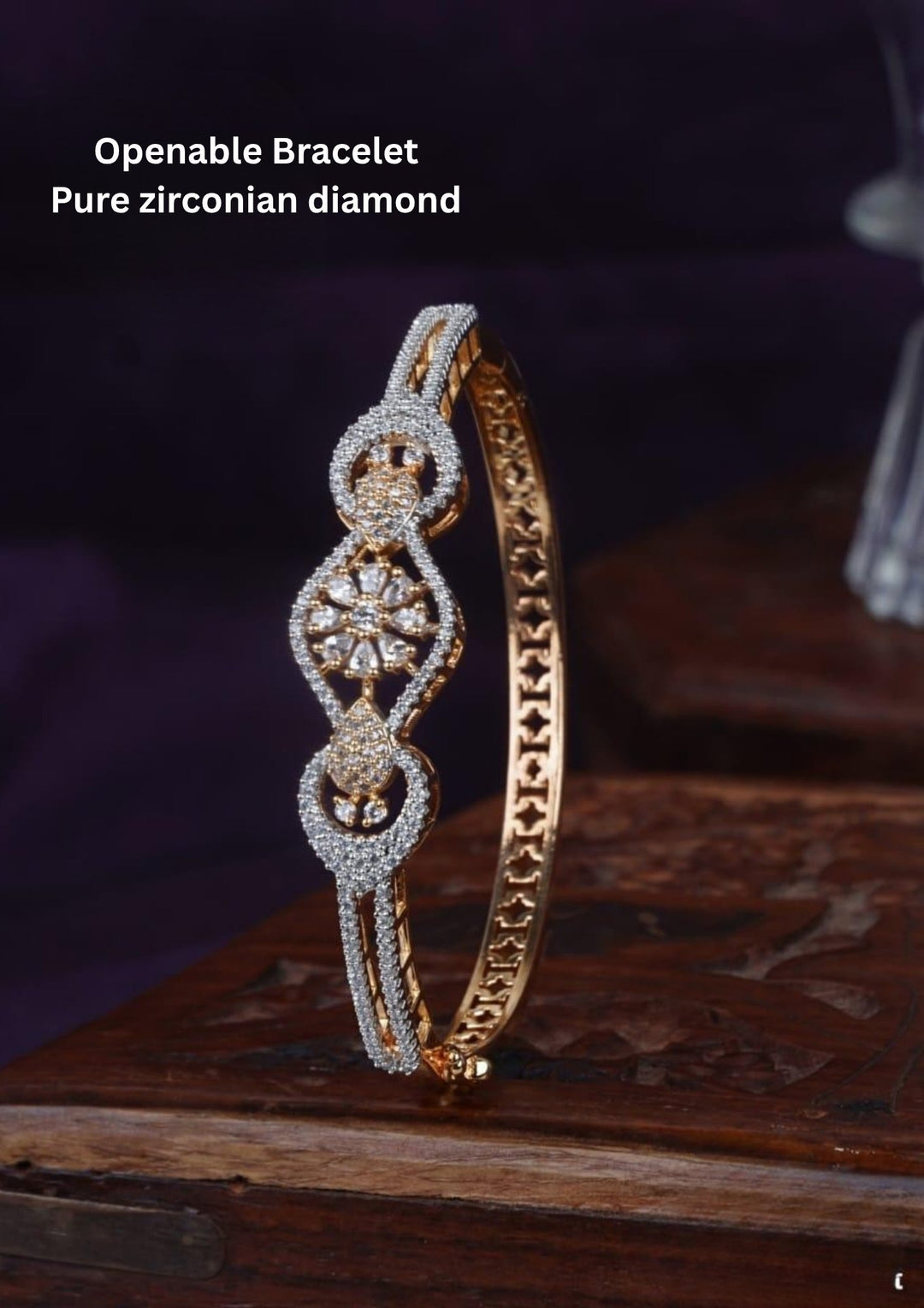 Pure Zirconian Diamond Openable Bracelet c105020