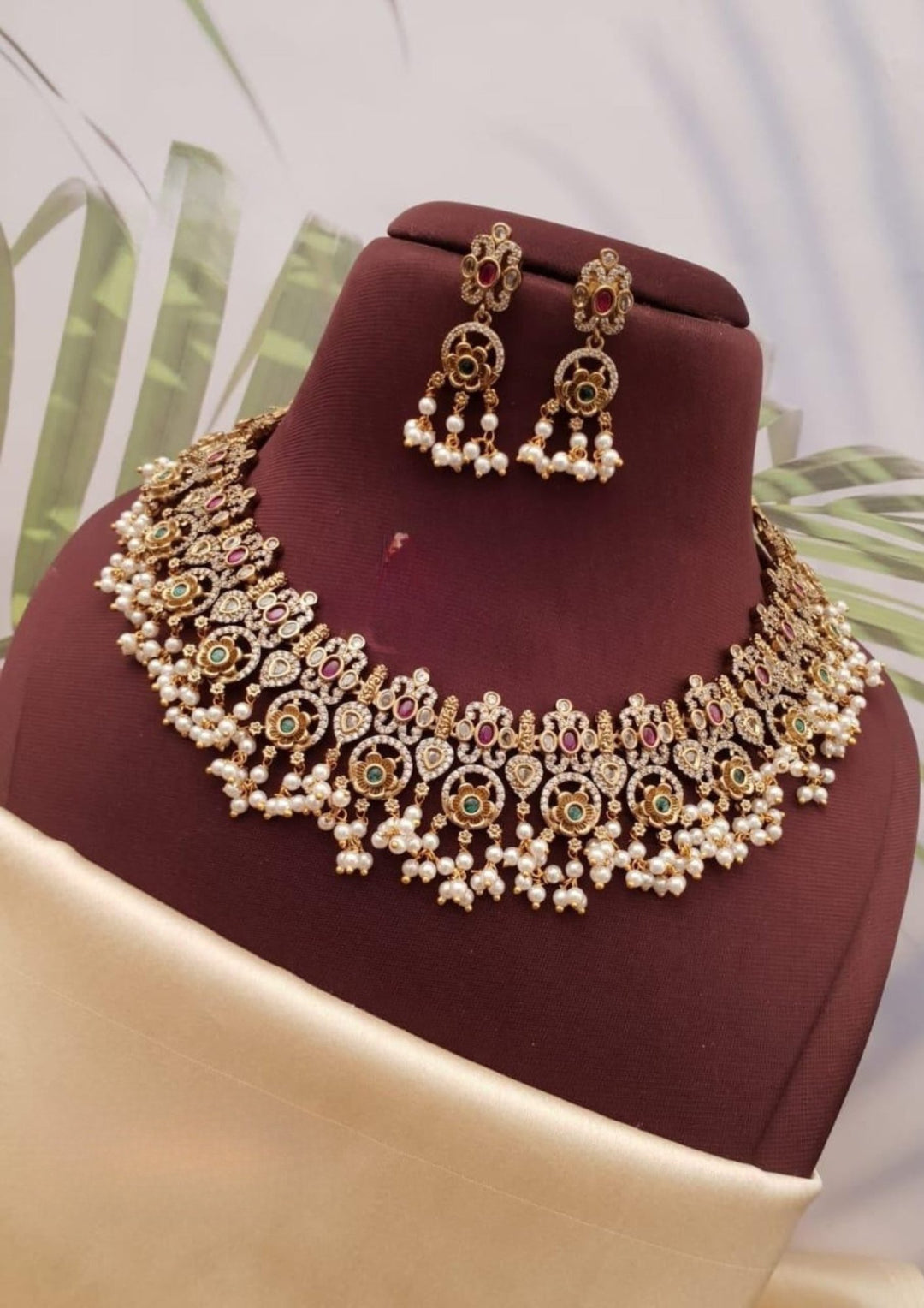 Kundan & Beads Necklace With Earrings g102150