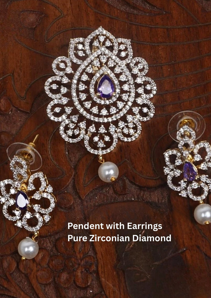 Pure Zirconian diamond pendant with earrings c105020