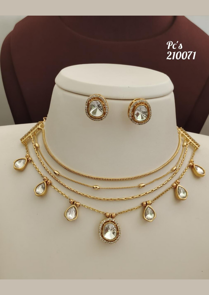 Kundan and beads necklace with earrings pcs 210071