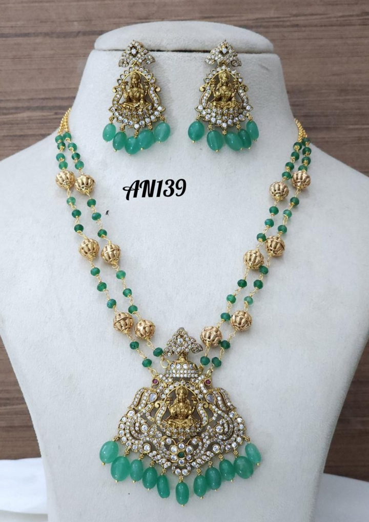 Kundan and beads temple jewelry necklace with earrings AN 139