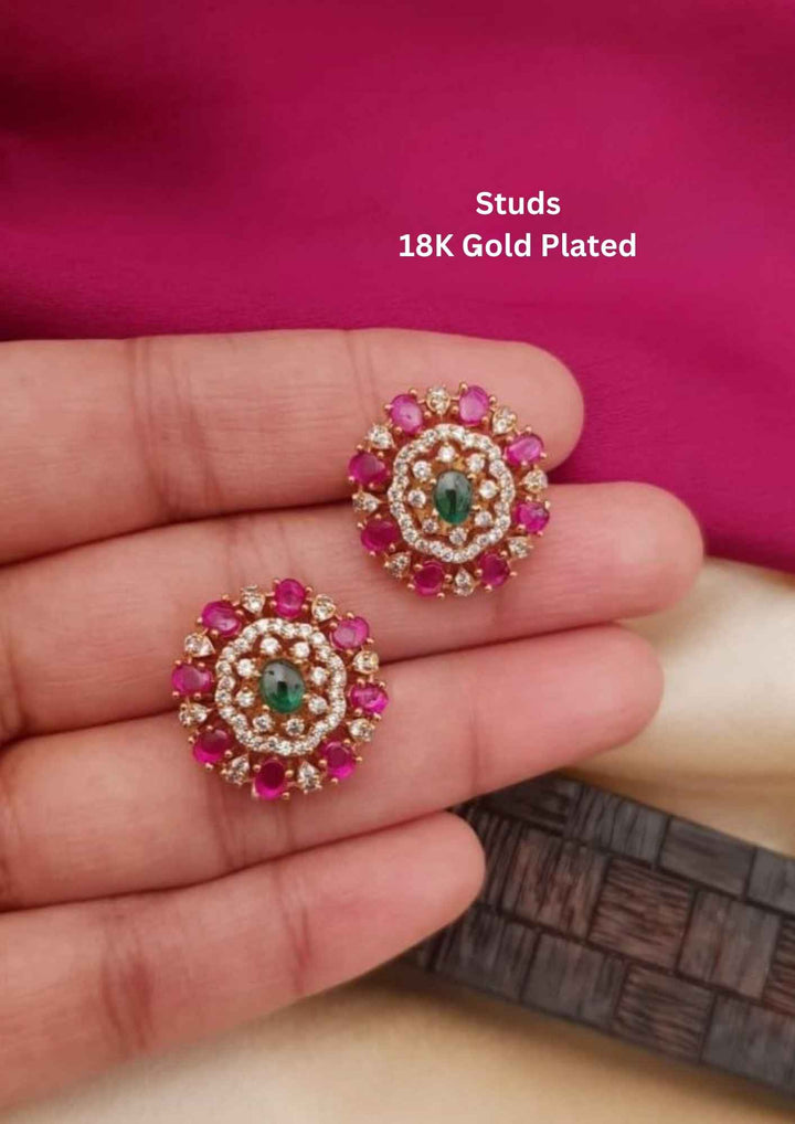 18K gold-plated stud earrings with gemstones 