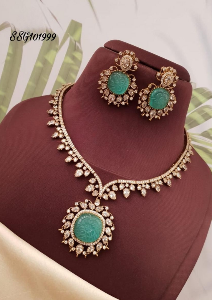 Kundan stone necklace with earrings g101999