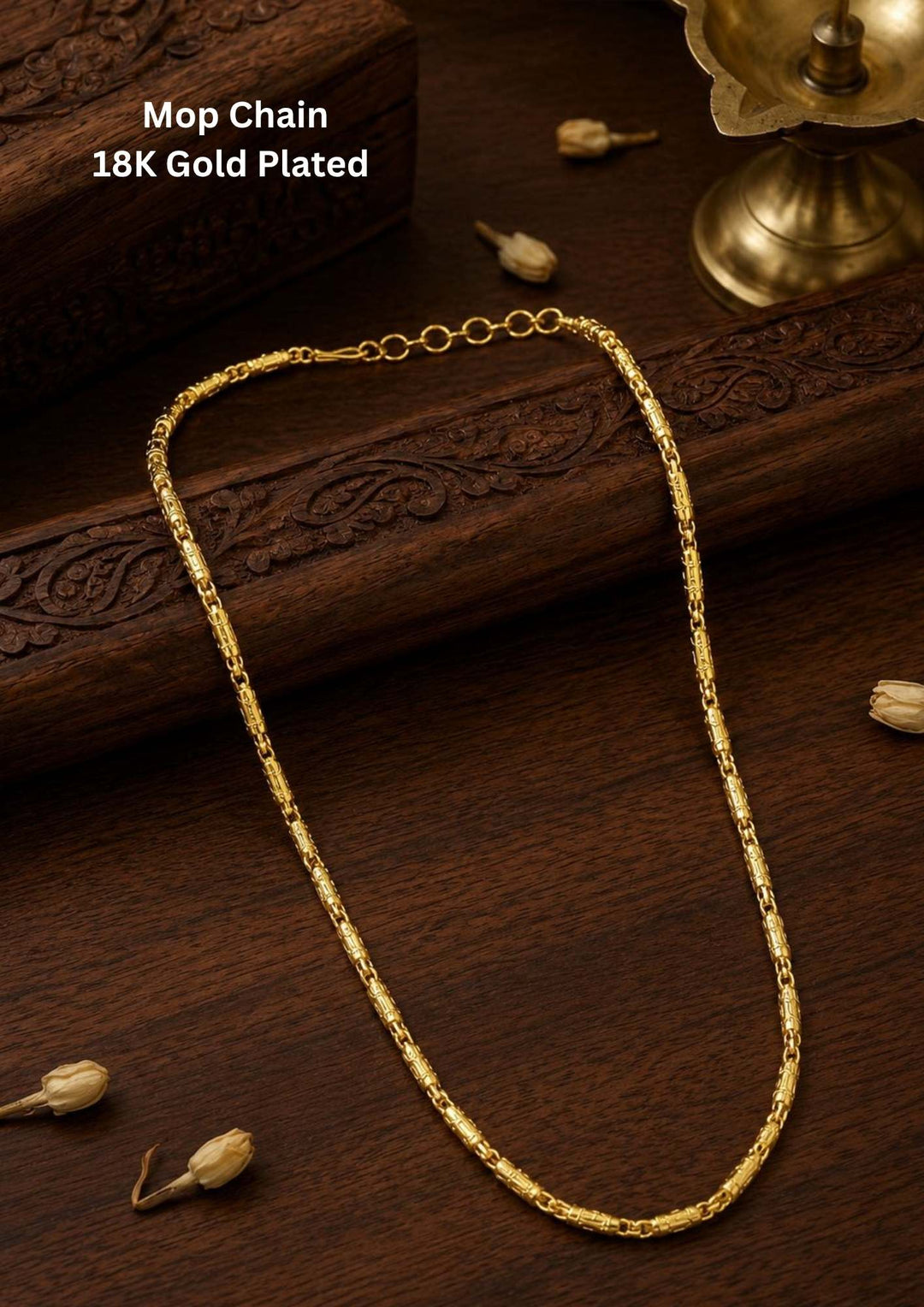 18K gold-plated mop chain shown clearly that how it look and also can be use for daily ware and office ware for women 