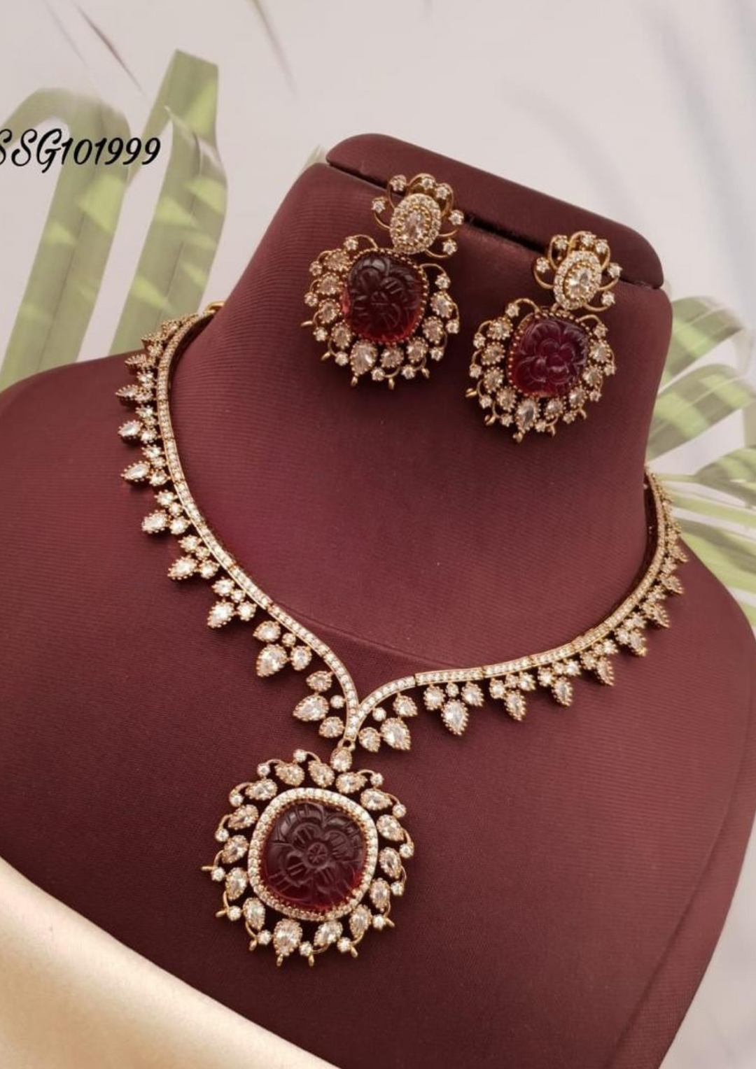 Kundan stone necklace with earrings g101999