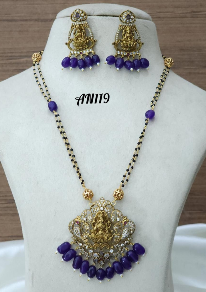 Kundan and beads temple jewelry necklace with earrings AN 119