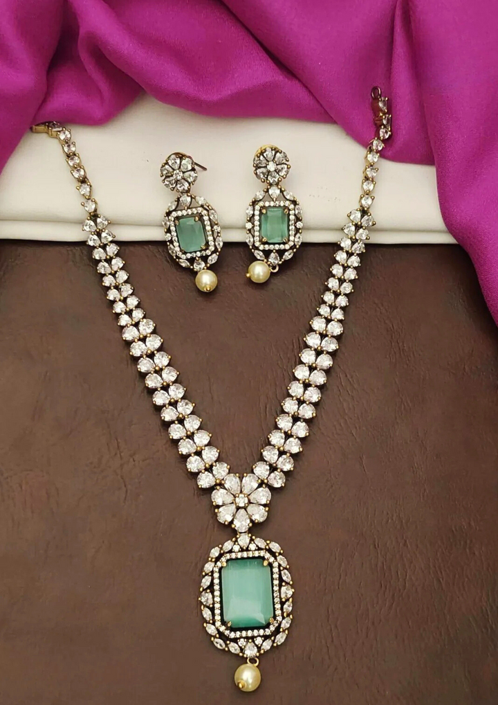 Victorian necklace set with earrings s200061