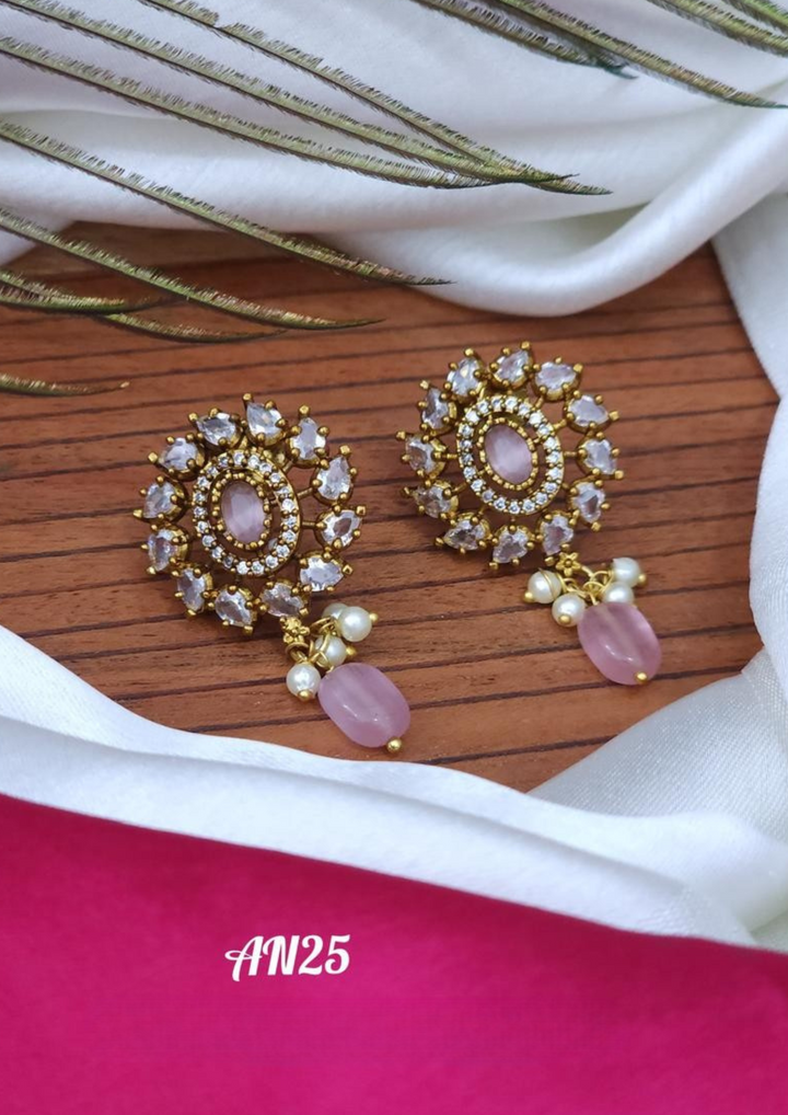 Kundan and beads earrings na 25