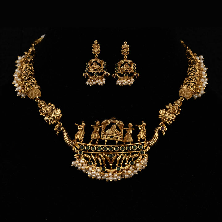 Kundan and beads temple jewellery necklace set with earrings SSG102050