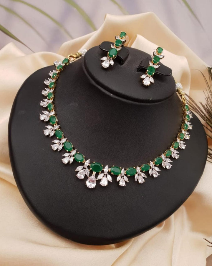 Pure Zirconian Diamond Necklace with Earrings g101399