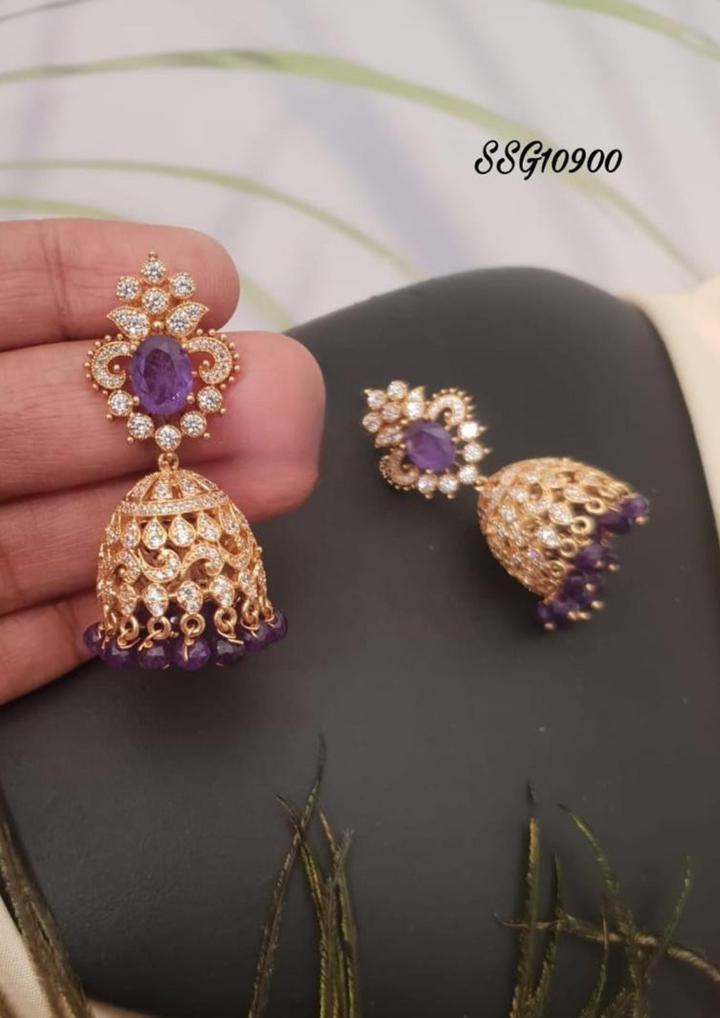 Kundan and beads earrings g10900