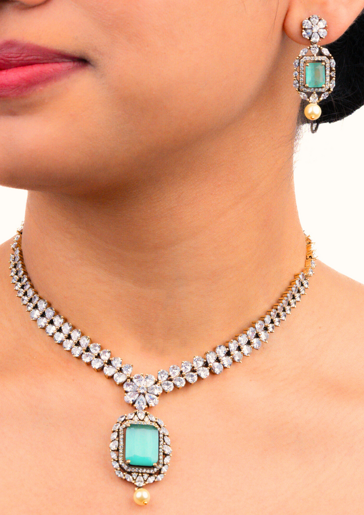 Victorian necklace set with earrings s200061