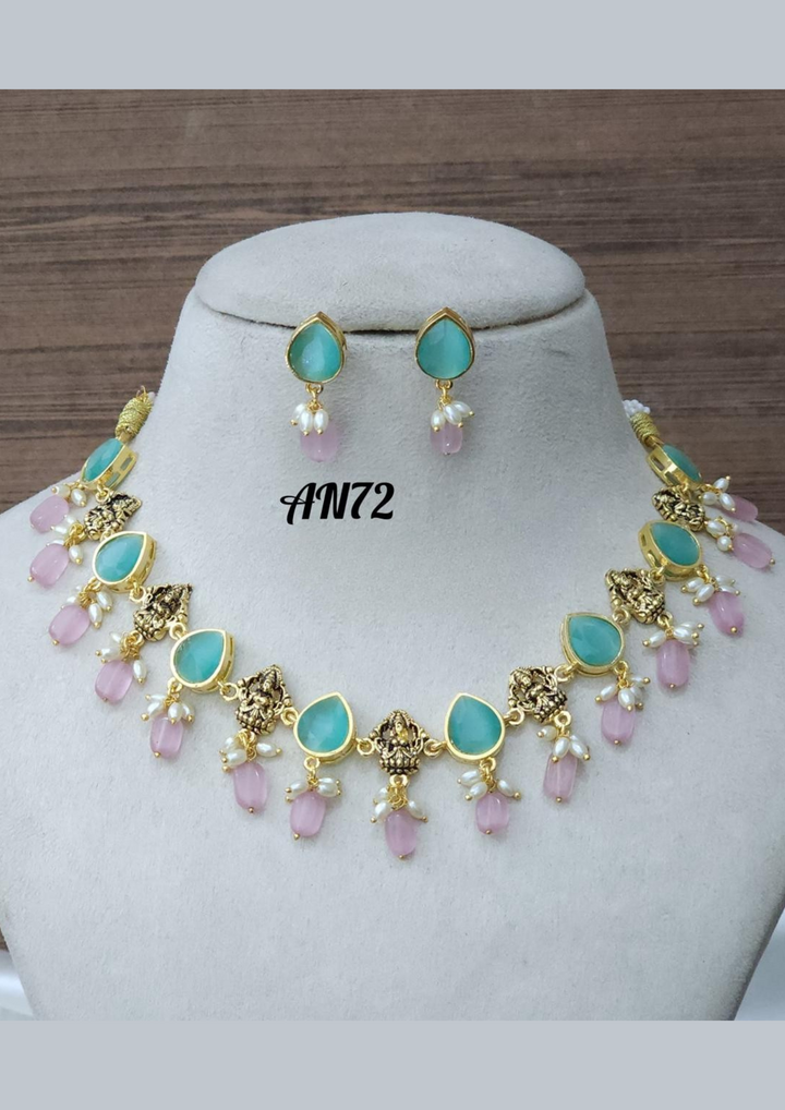 Kundan and beads temple jewelry necklace with earrings AN 72