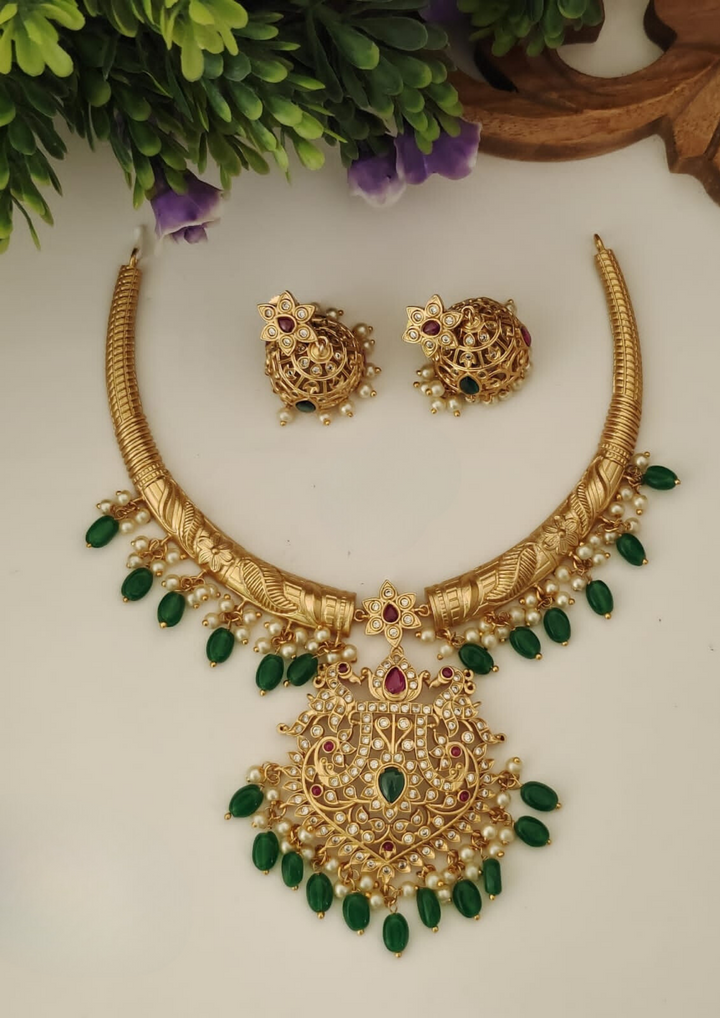 Kundan and beads necklace set with earrings PCS 190051