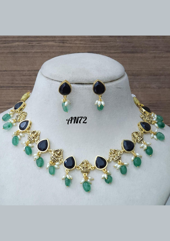 Kundan and beads temple jewelry necklace with earrings AN 72