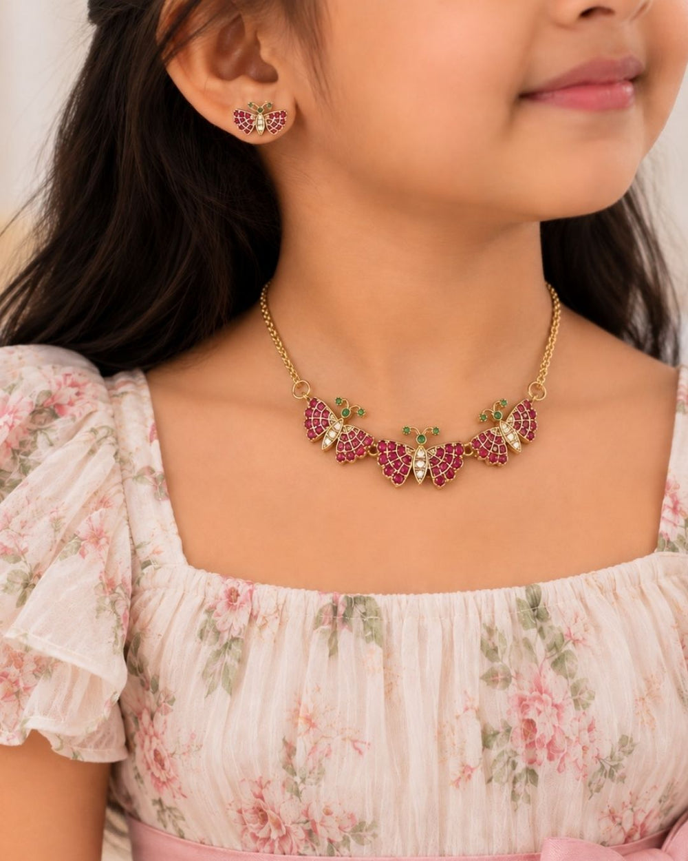 gold plated butterfly model real kemp necklace set and in image clearly shown how it looks and can be use for kitty part's , festivals 