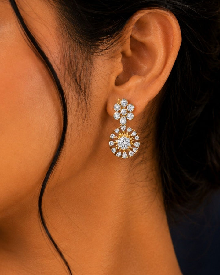 A close-up of a model&