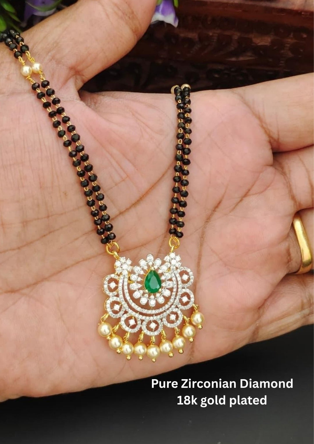 Diamond Floral Emerald Mangalsutra