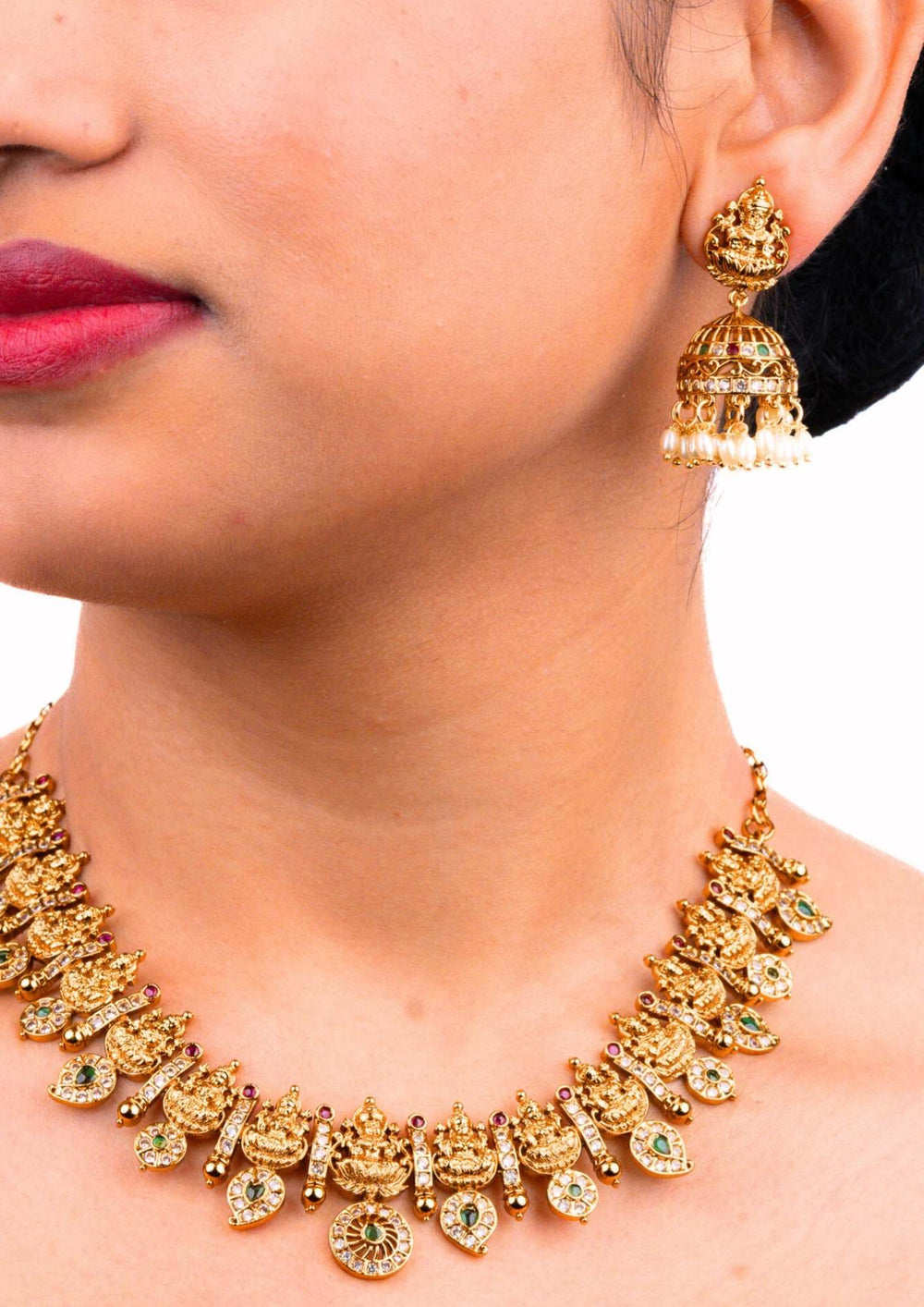 Gold plated necklace and earrings 