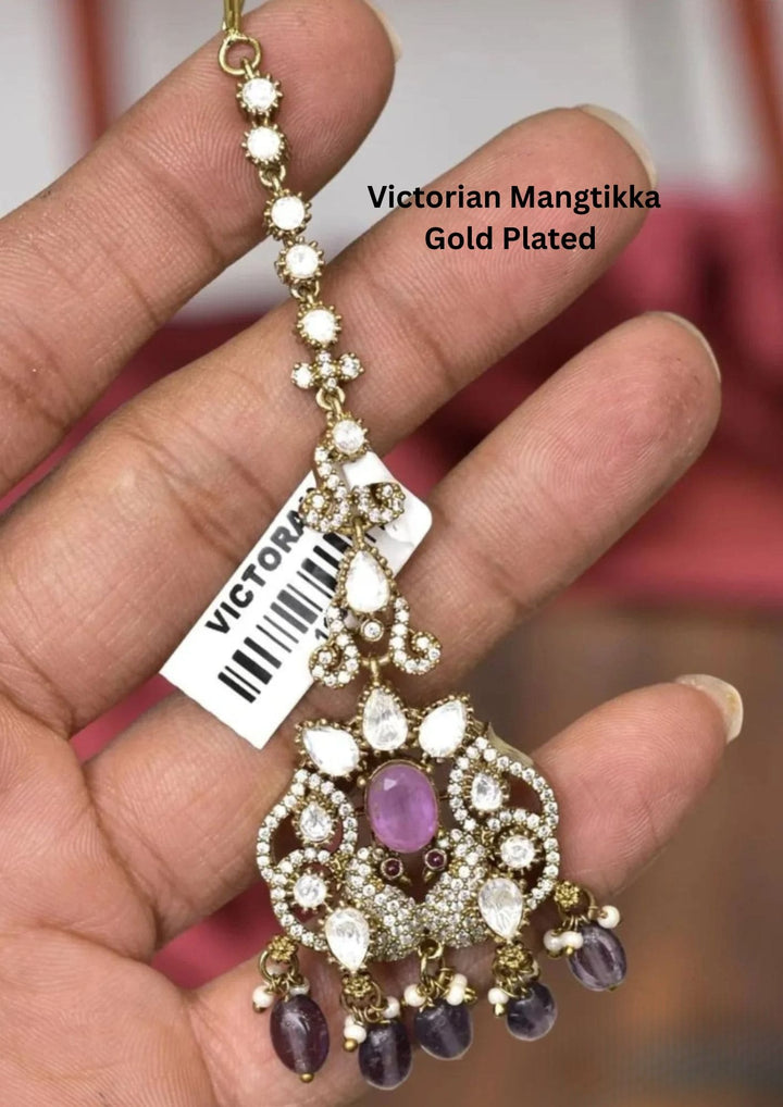Gold-plated Victorian-style mang tikka