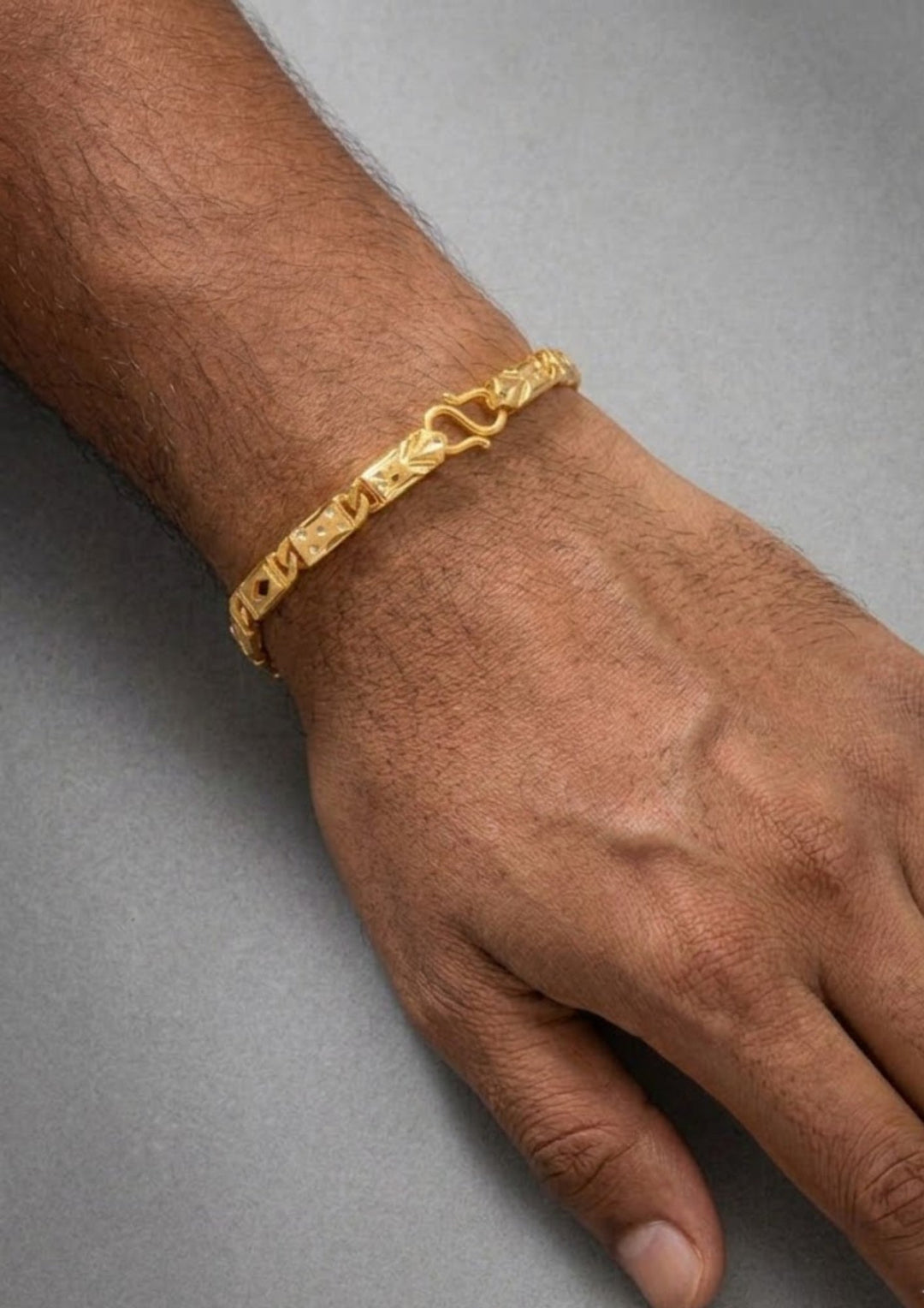 Gold Plated Mens Bracelet  model pic of mens hand  skin sae water proof ideal foe dailywear ,gifting