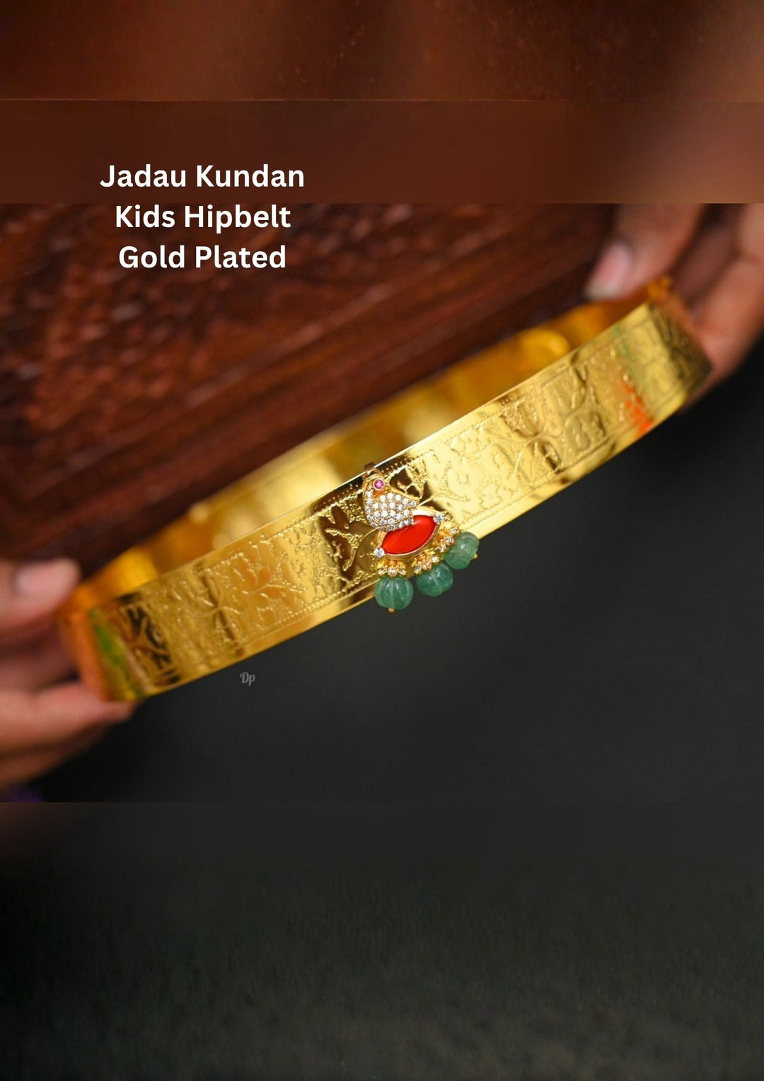 jadau kundan gold plated peacock design hipbelt with beads and in picture it shows clearly how it looks traditional (vaddranam) for Indians and can be used for weeding's , festivals  and can gift 
 