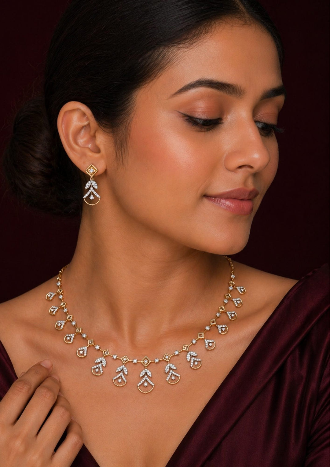 South Indian woman wearing Gold Plated Floral Necklace Set with floral zircon stone detailing and matching earrings that gives a modern elegant jewelry look. The necklace set shows sparkling stone and with leaf pattern with lightweight comfort, sweat proof finish, anti-fade colour, and is suitable for parties, festivals, functions, and wedding occasions.