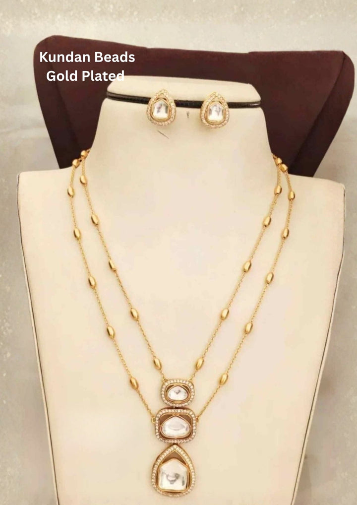 Gold plated Floral Necklace With Earrings 