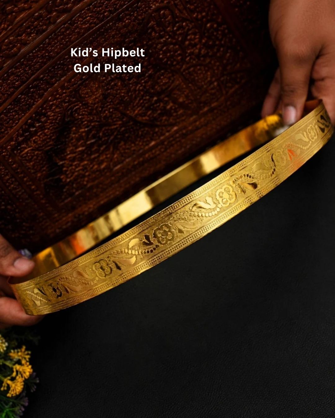 Beautiful gold plated kids’ hip belt featuring a wide engraved band with intricate floral and peacock-inspired detailing. Perfect for babies and kids, traditional wear, weddings, festive occasions, cultural events, and gifting.