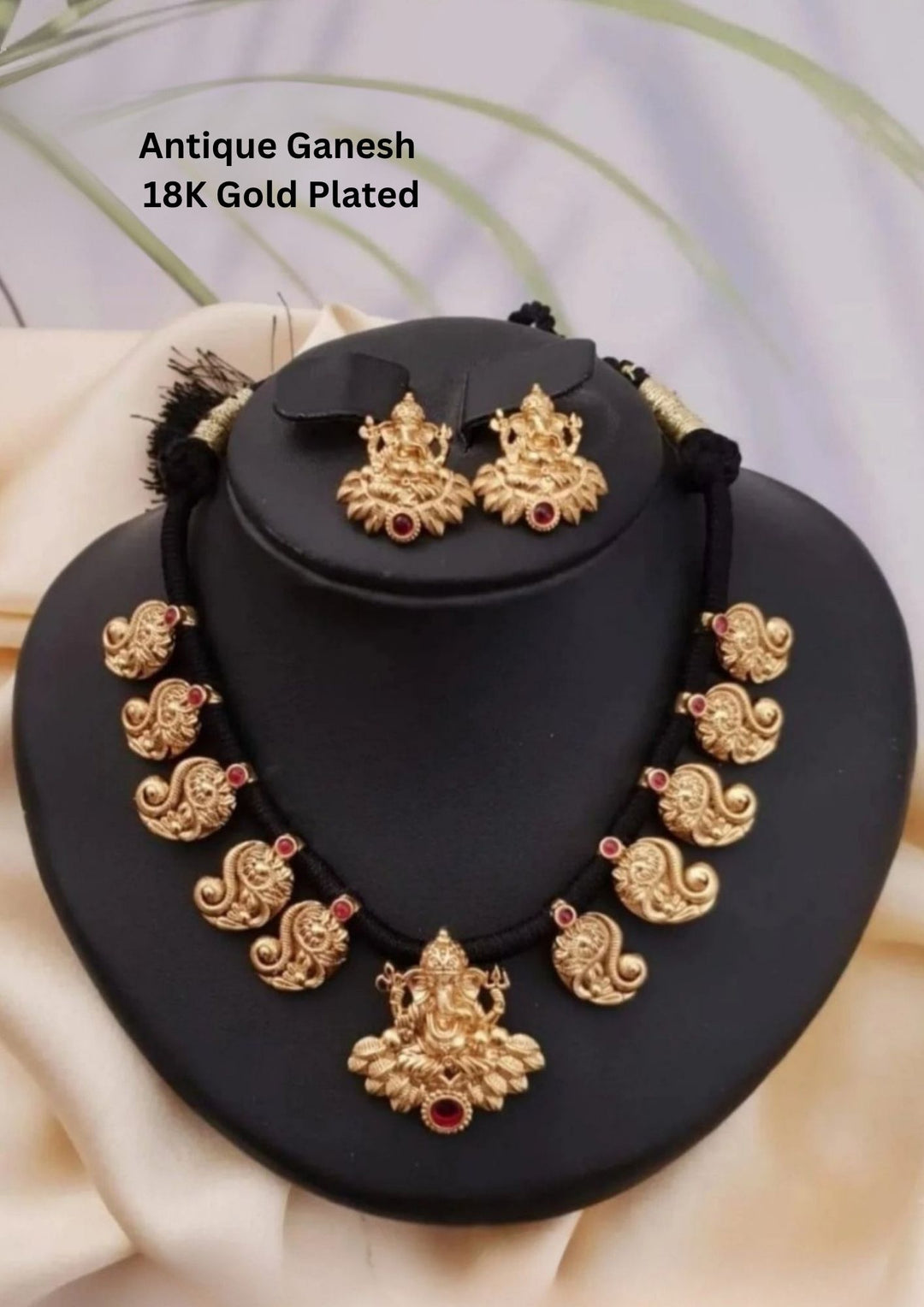 Kundan Gold Plated Temple Ganesha Necklace with Earrings
