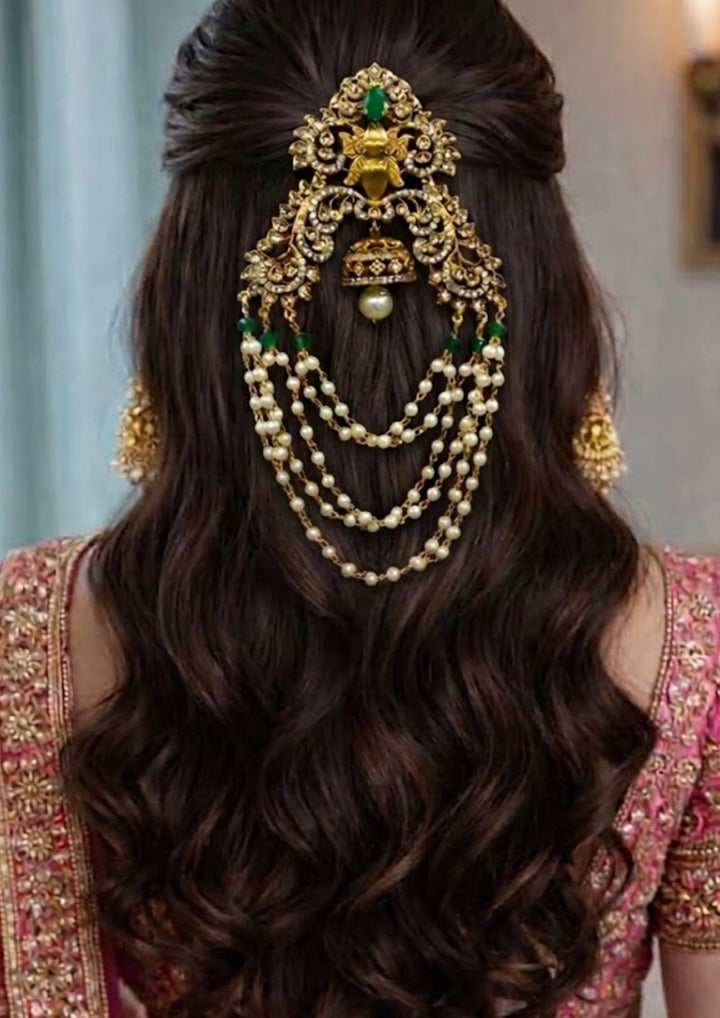 Kundan Gold Plated Emerald Matt Finish Hair Accessories Model Pic