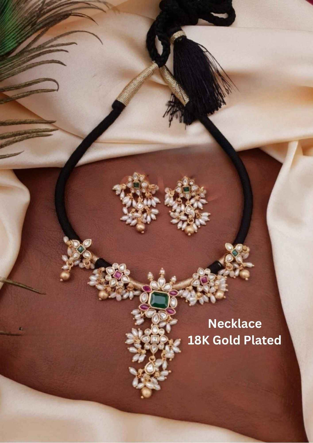 18K gold-plated necklace and earrings 