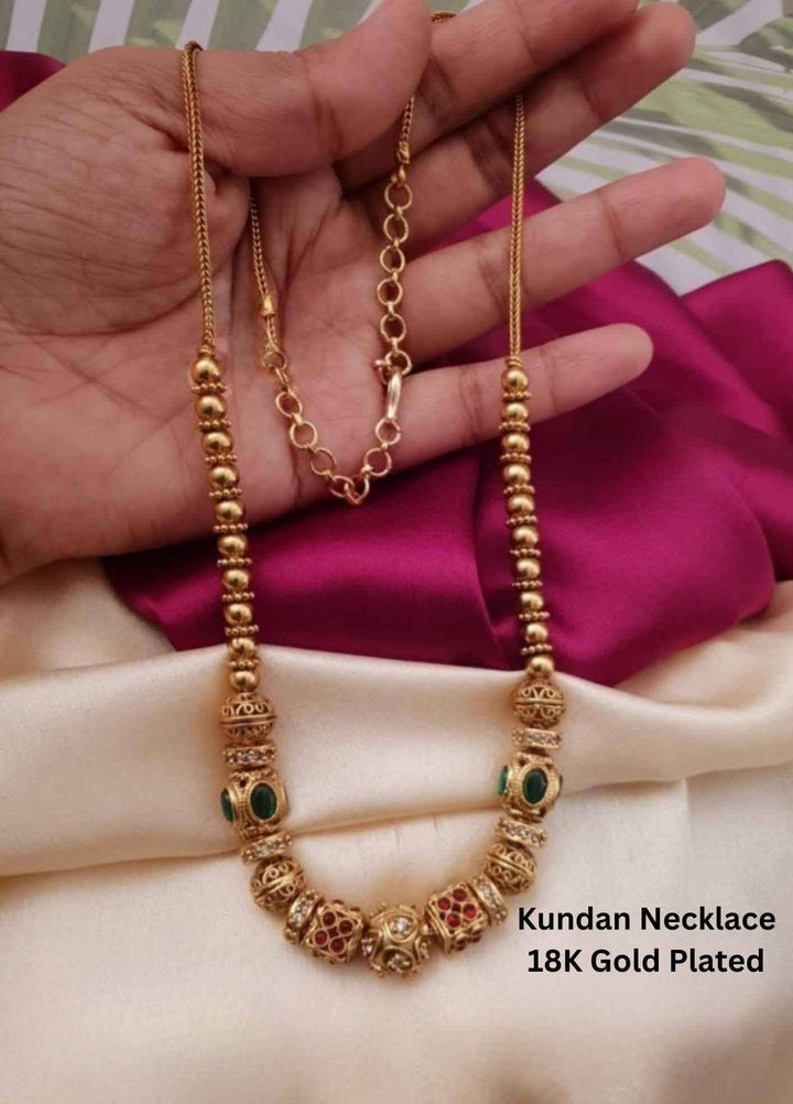 Gold-plated kundan necklace
