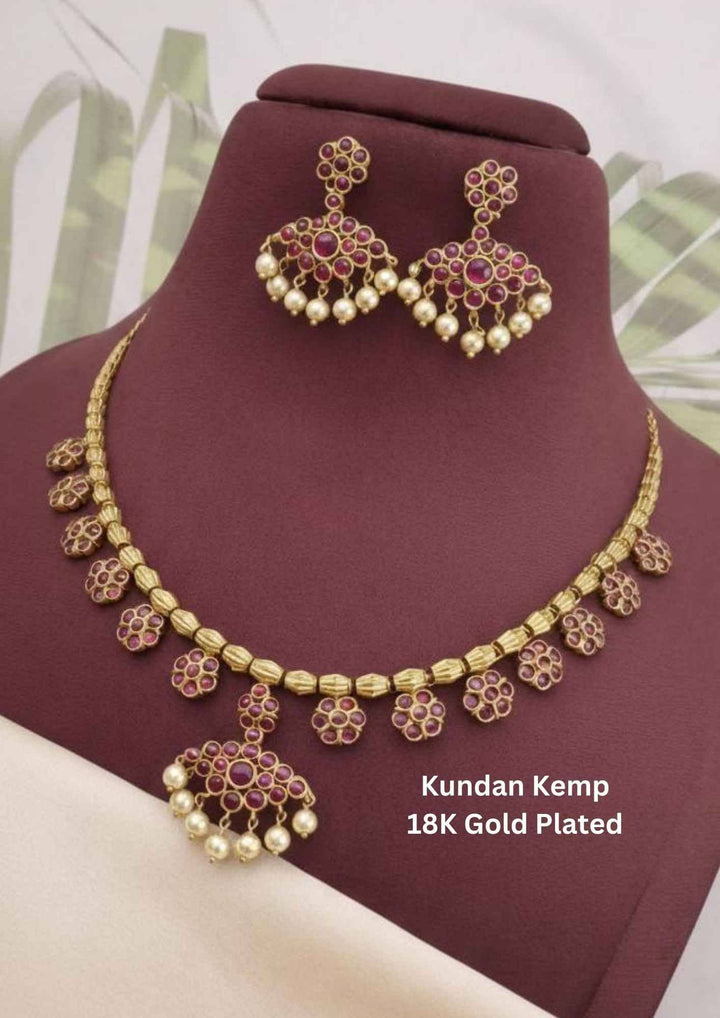 Kundan Kemp gold plated necklace set