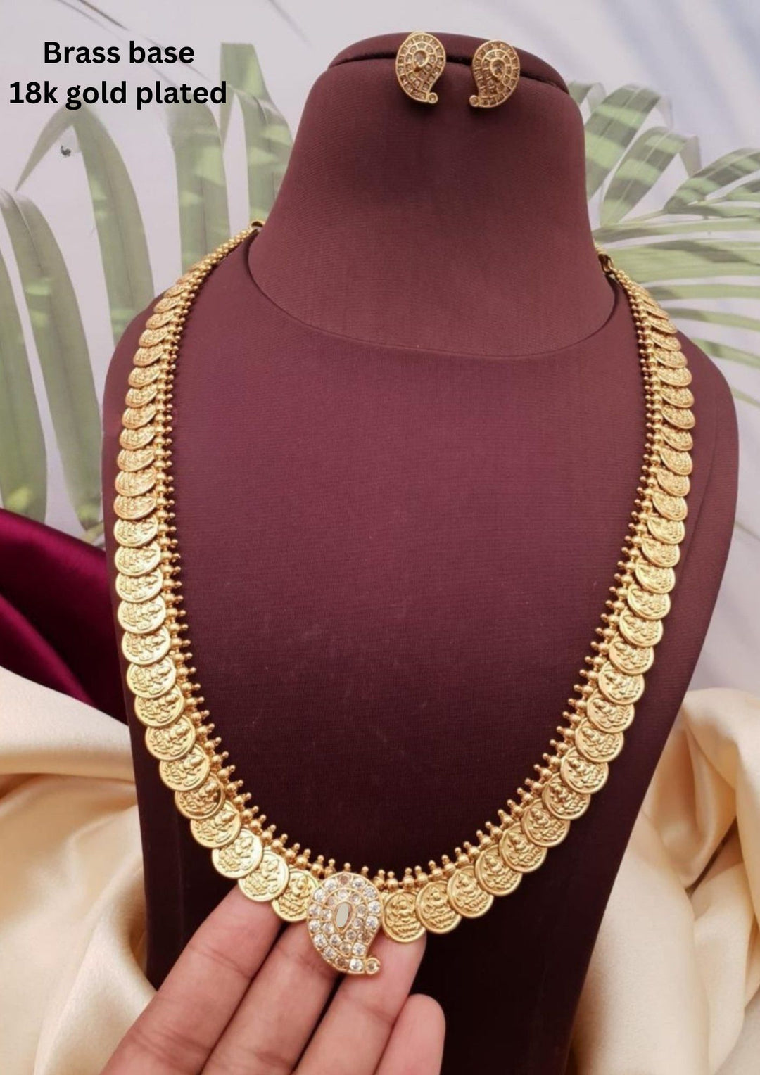 Kundan Temple Kasula Haram with Earrings 