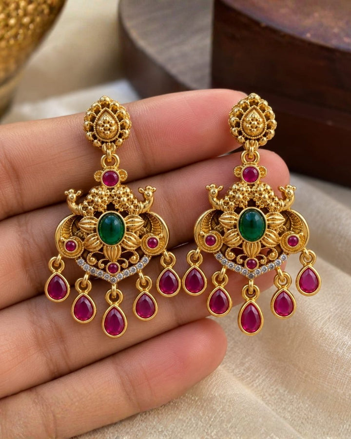 Jadau Kundan Gold Plated Traditional Floral Jhumka Earrings