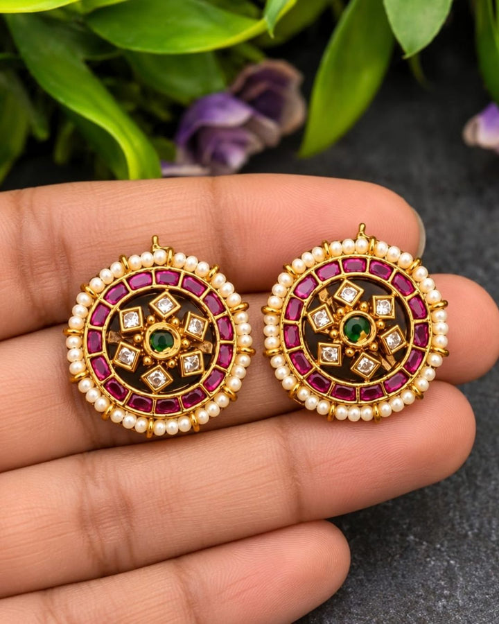 Kundan Gold Plated Studs s70054