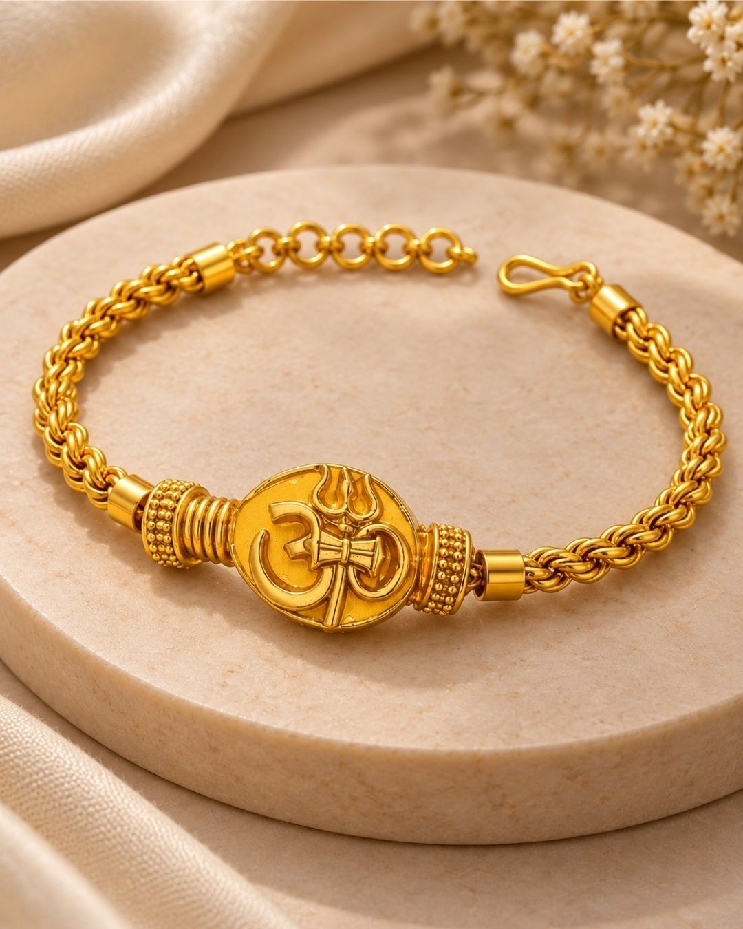 Gold Plated Men’s Bracelet with Stylish Om Pendant Design