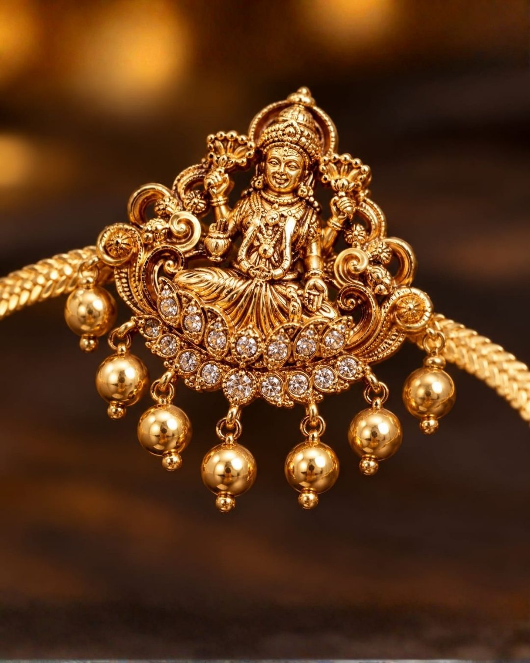 Antique Gold Plated Lakshmi Temple Vanki Set