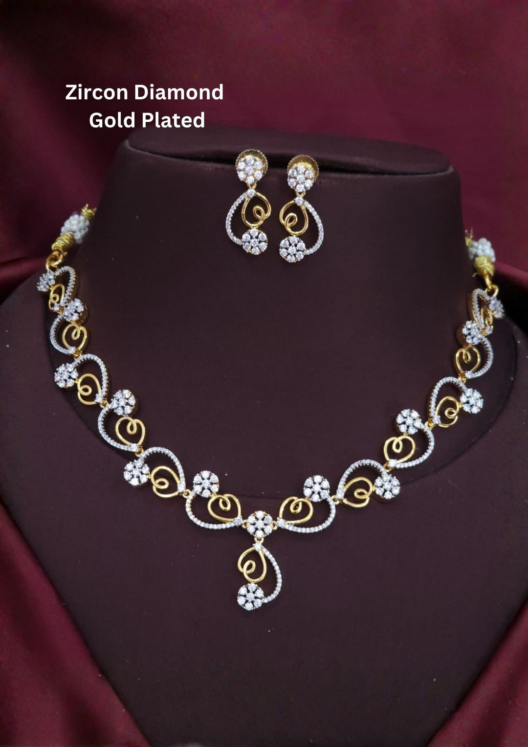 Zircon Diamond Gold Plated Swirl Design Necklace Set