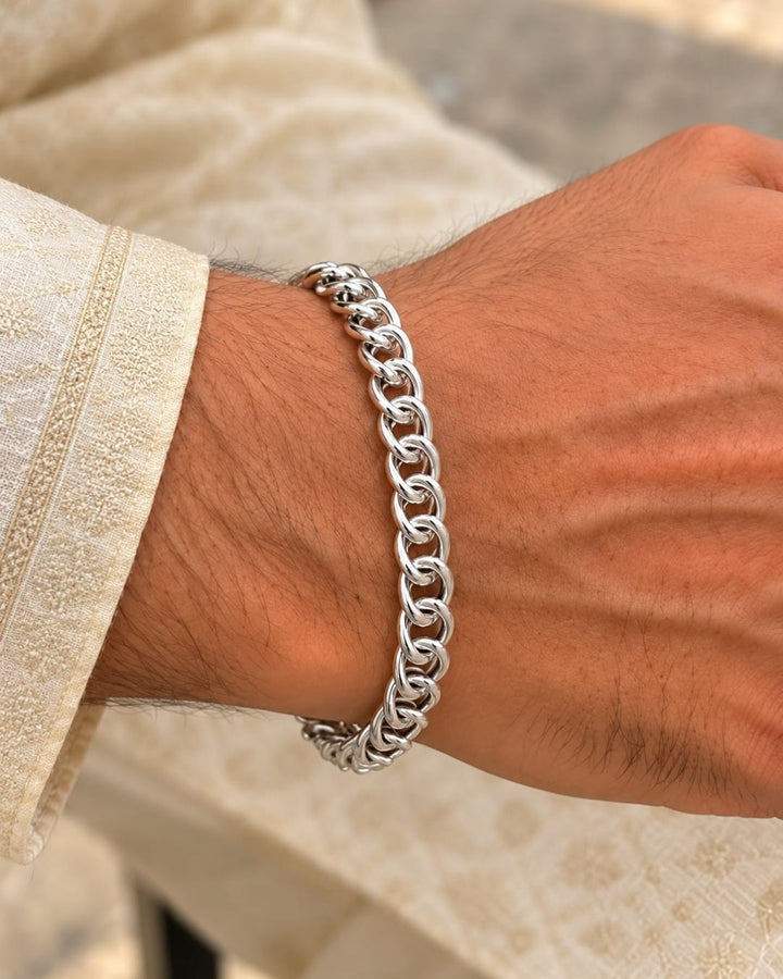 Silver Plated Men’s Bracelet with Classic Curb Chain Design