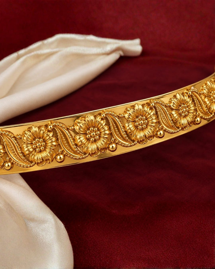 Jadau Kundan Gold Plated Lakshmi Temple Hipbelt (Vaddanam)