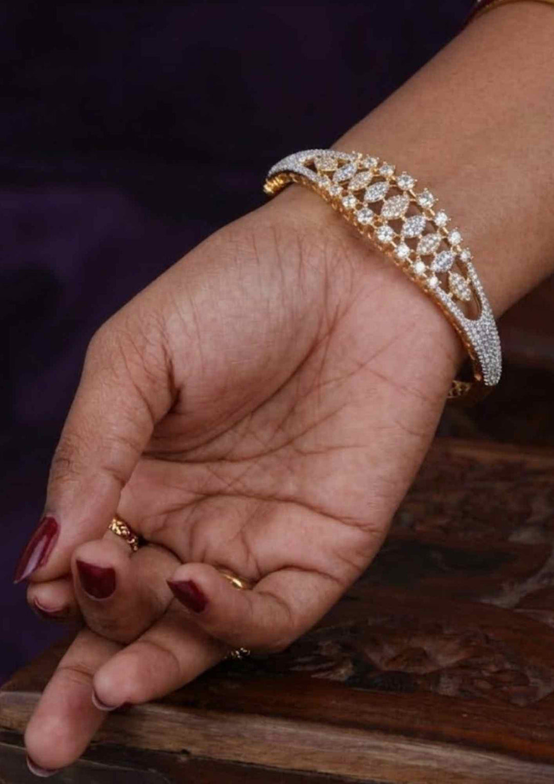 Pure Zirconian Diamond Gold Plated Floral Openable Bracelet Model Pic